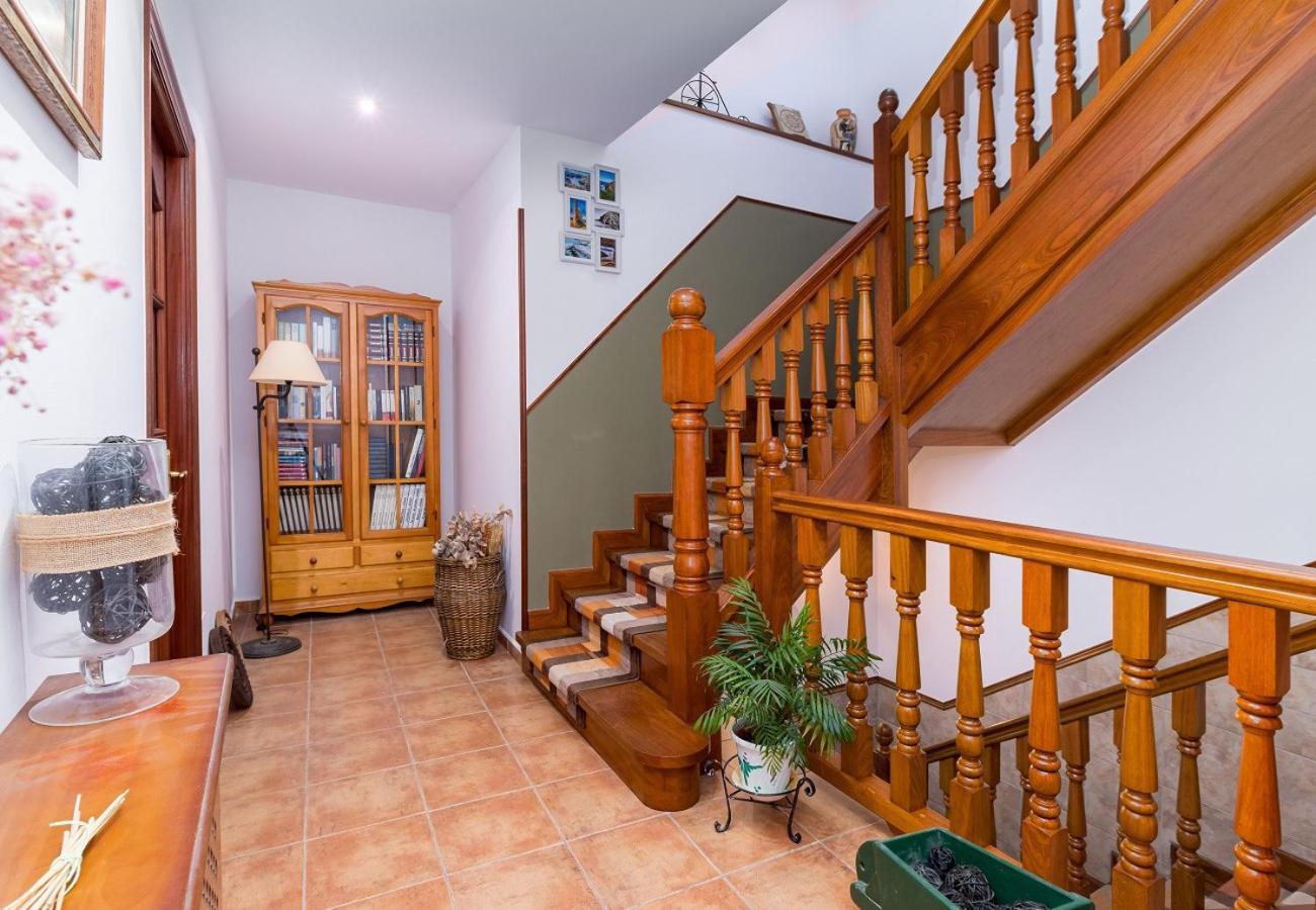 Apartamentos & Bungalows Ubiarco El Acebo By Urbanhosting Ngoại thất bức ảnh